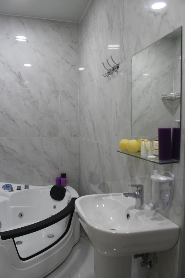 Horizons Hotel Rooms 바투미 외부 사진