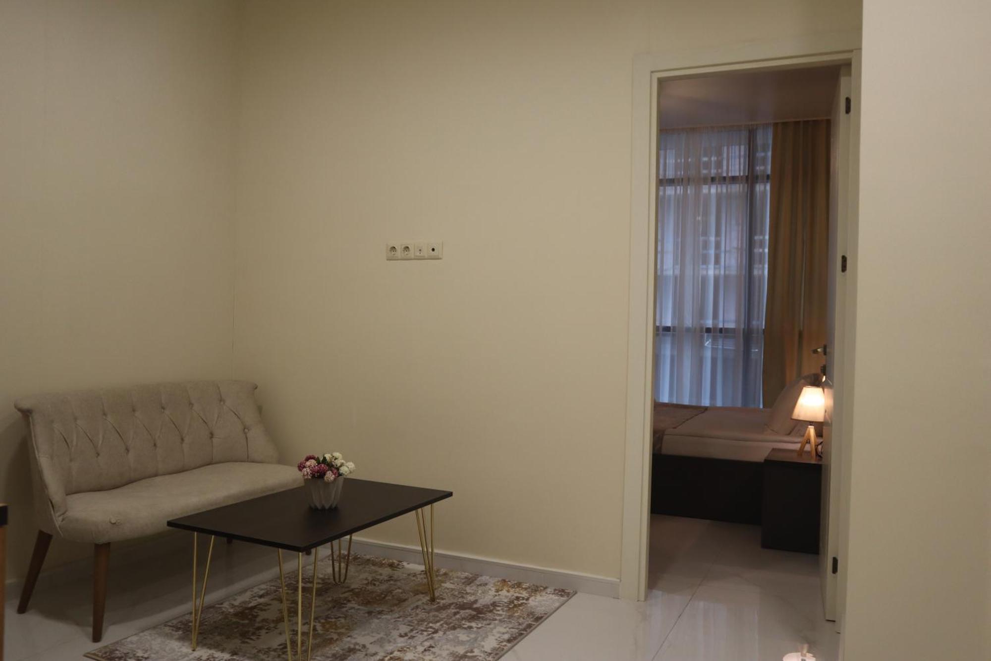 Horizons Hotel Rooms 바투미 외부 사진